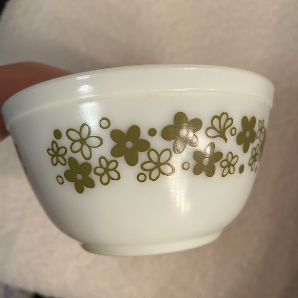 Vintage Pyrex Spring Blossom Crazy Daisy Bowl 402 - Picture 3 of 8
